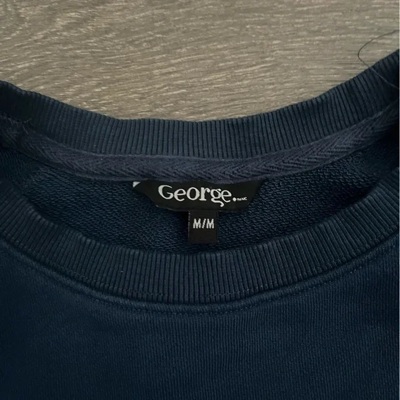 George Heavyweight Tee​​​​ - Picture 3 of 5